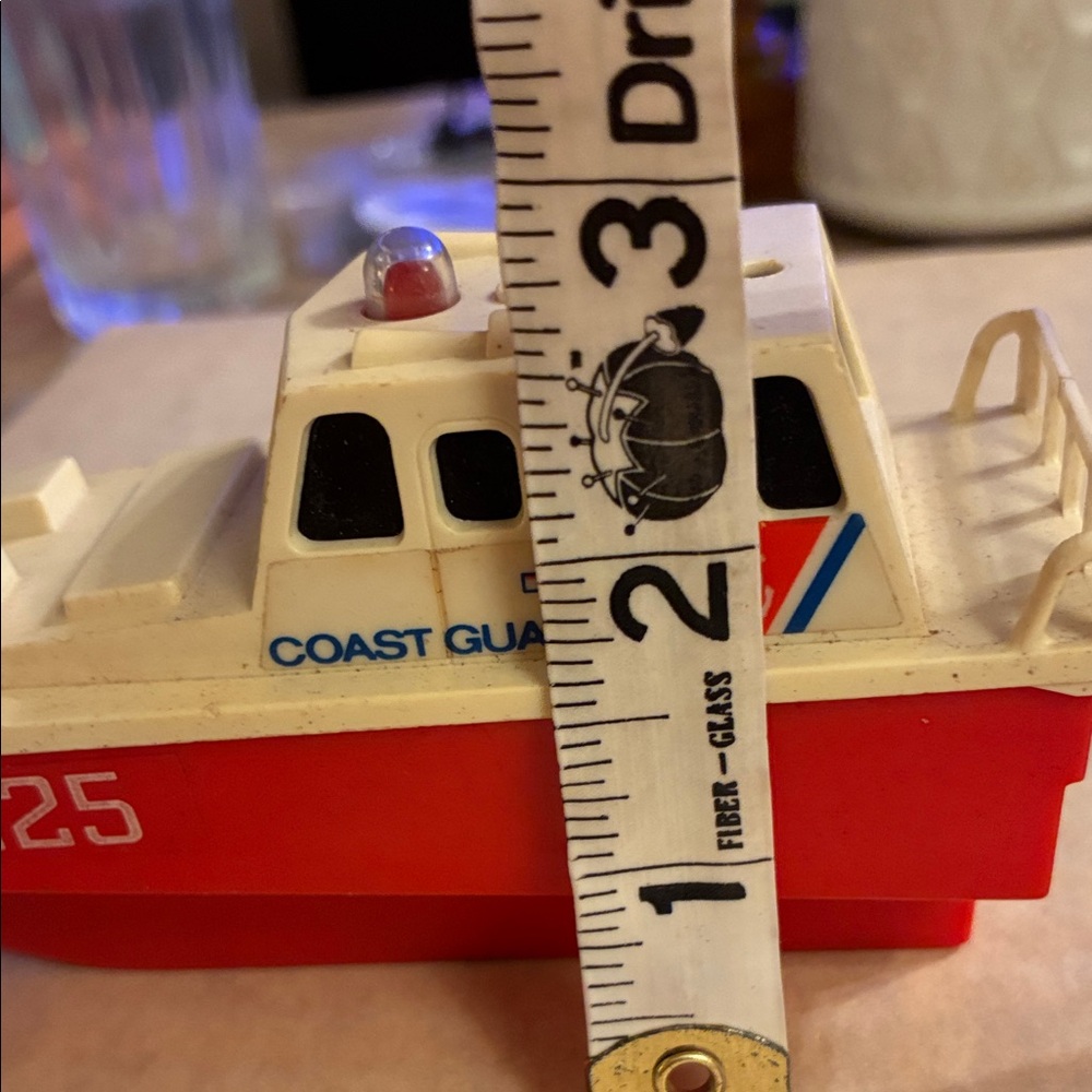 Vintage Majorette Sonic Flasher Coast Guard Boat C225 plastic red white - Picture 10 of 10